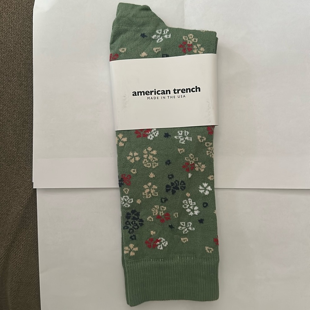 Sage green floral detail American Trench brand socks. Men’s